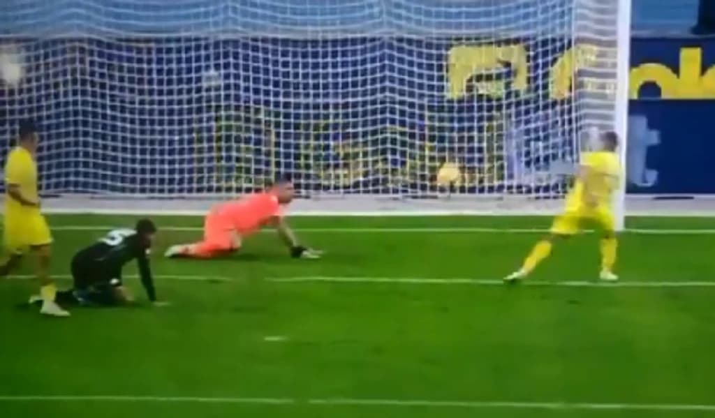 Autogol bivšeg igrača Juventusa postao viralni hit