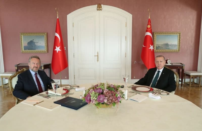 U toku susret Erdogana i Izetbegovića u Istanbulu