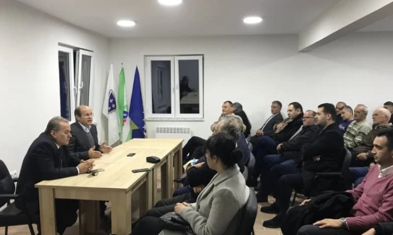Osmanović: Ono što radi lider SNSD-a, unosi nemir kod građana u oba entiteta