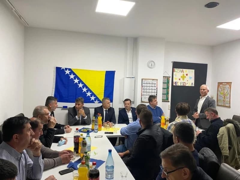 Fadil Novalić na sastanku s  privrednicima