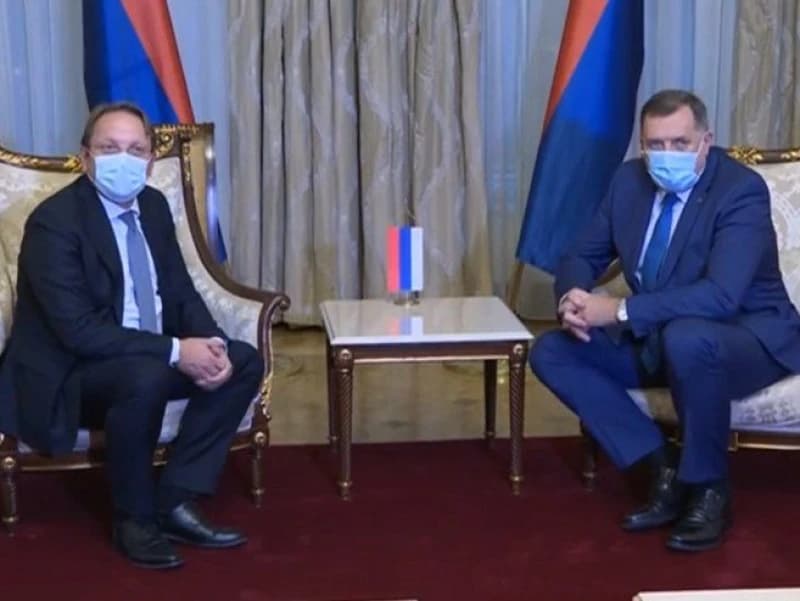 Oliver Varhelyi i Milorad Dodik