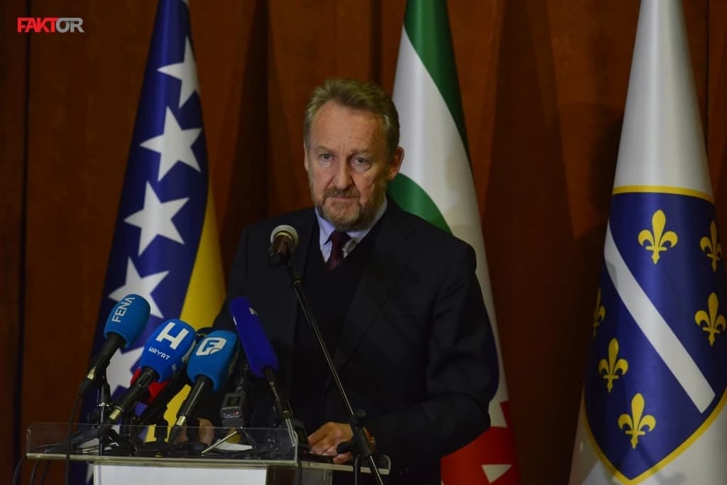 Izetbegović nakon sjednice: Plaće rudarima ne smiju biti smanjene, razgovarano i o spekulacijama o zatvaranju OHR-a