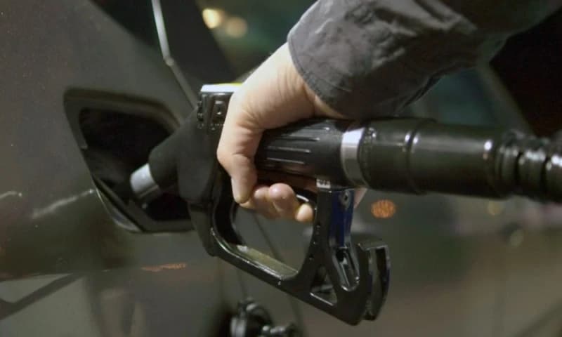 Prosječna cijena benzina u FBiH 2,37, a dizela 2,31 KM po litru