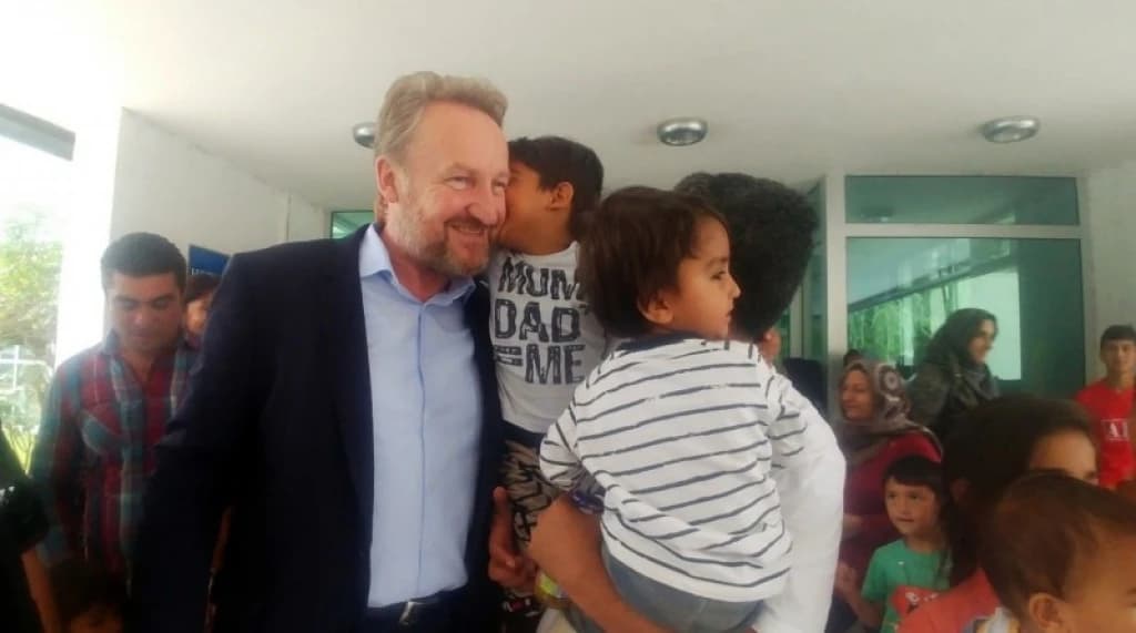 Izetbegović sa migrantskim porodicama