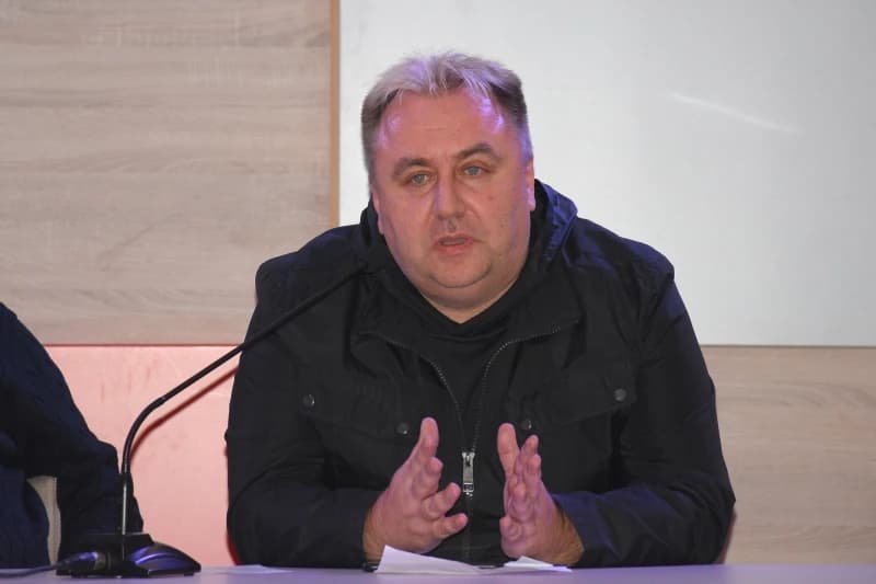 Avdo Huseinović
