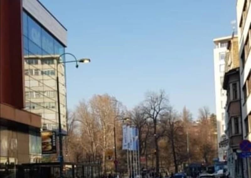 U Sarajevu rasvjeta radi i tokom dana