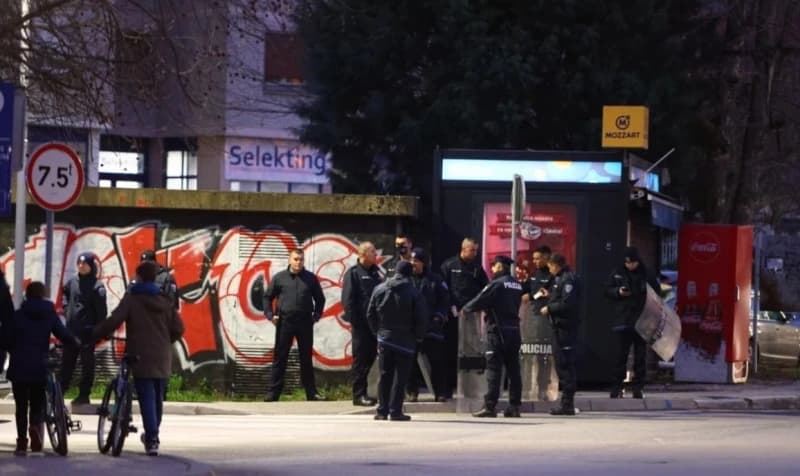 Policija u mostarskom naselju Balinovac