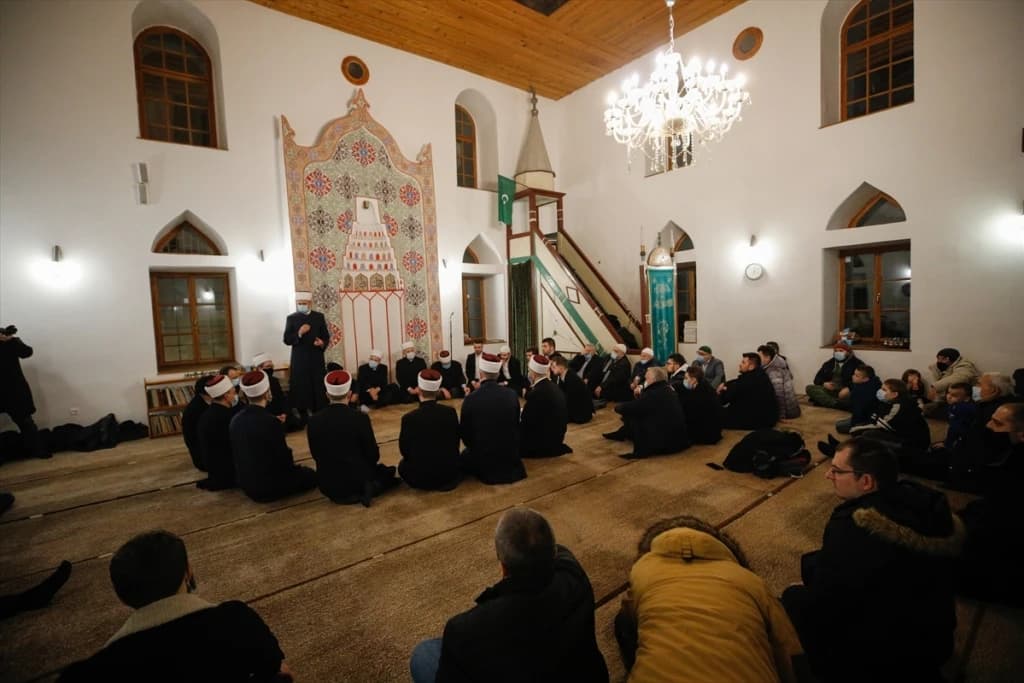 U Sarajevu svečanost povodom Lejletu-r-Regaiba, noći nade, želja i ibadeta