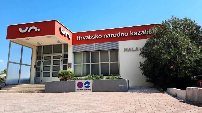 Hrvatsko narodno kazalište 