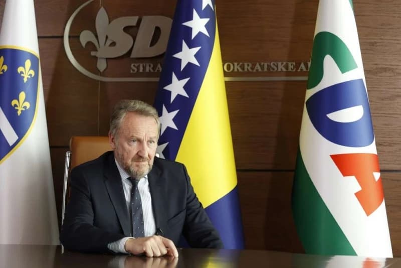 Predsjednik SDA Bakir Izetbegović