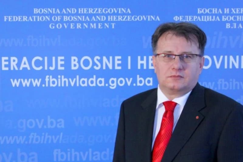 Nermin Nikšić 