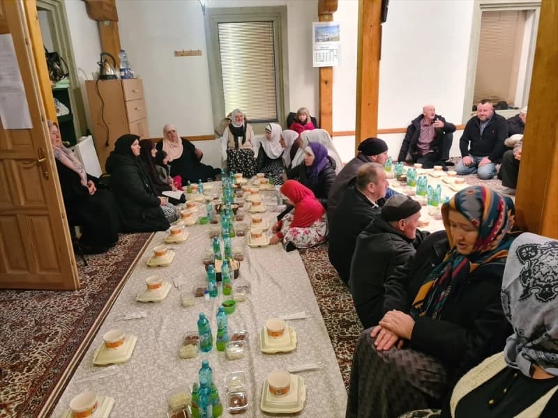 Iftar u Knežini