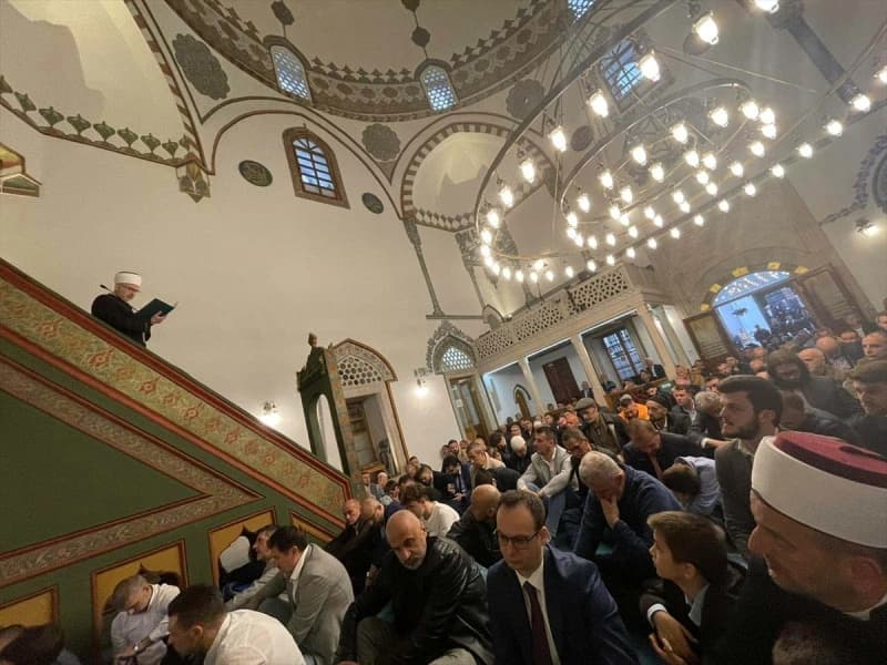 Bajramska hutba muftije sarajevskog Grabusa: Bajram je vrijeme međusobnog mira i pomirenja