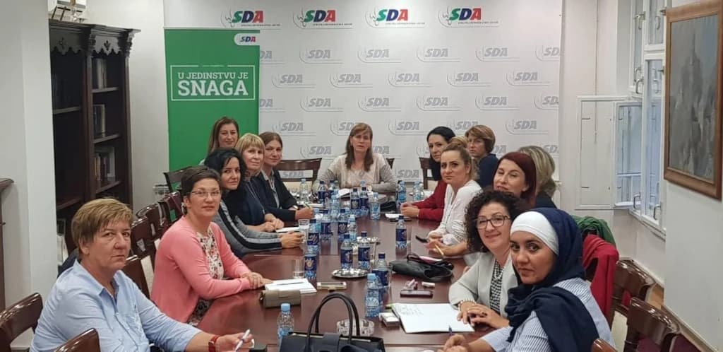 Javnu tribinu organizira Asocijacija žena SDA HNK 