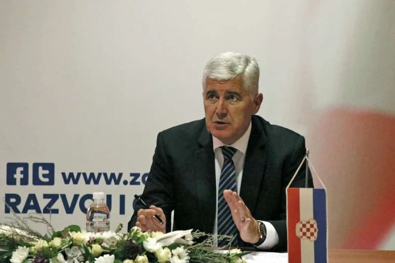 Čović pojasnio zašto nije u Briselu:  Devet bošnjačkih, pet srpskih stranaka i mi kao HNS...