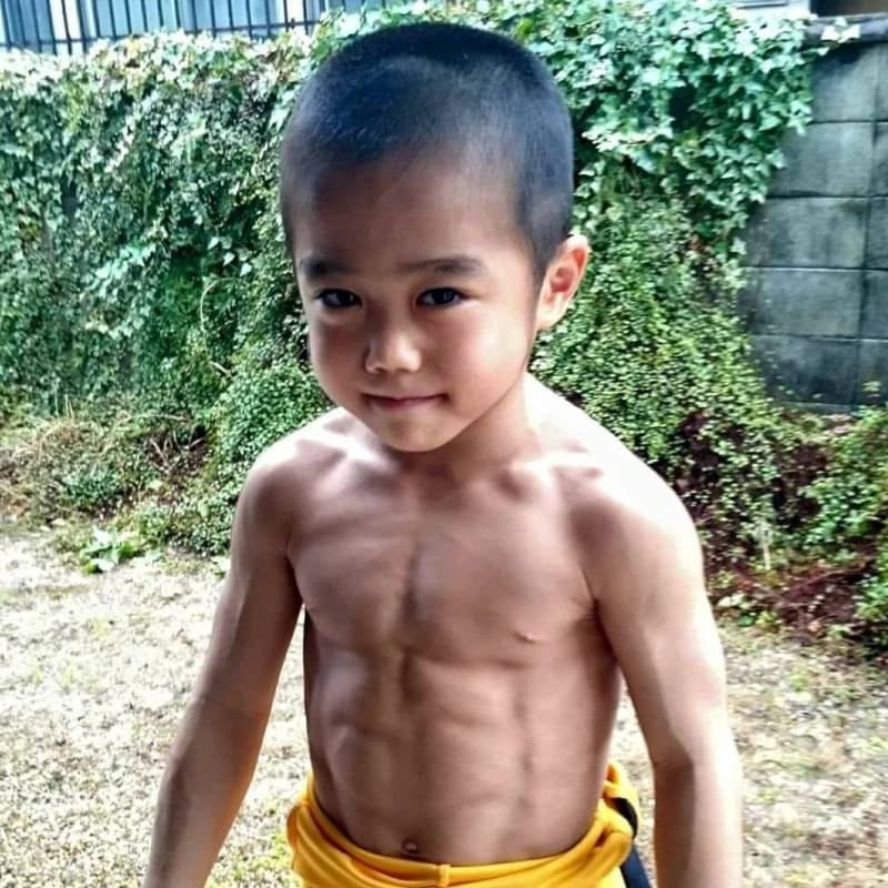 Mini Bruce Lee