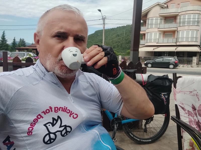 Piotr Burda biciklom kroz Bosnu: Kroz iskustvo Bosanaca promoviram ideju  da se zaustavi rat u Ukrajini 