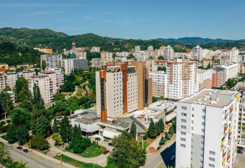 Hotel "Tuzla"