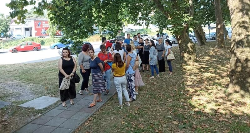 Protest pred Ministarstvom obrazovanja TK