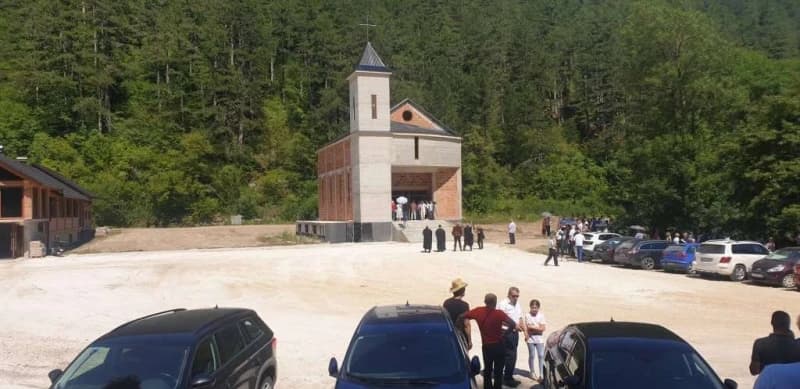Kardinal Vinko Puljić blagoslovio crkvu koju je izgradio Bugojanac Husein Smajić
