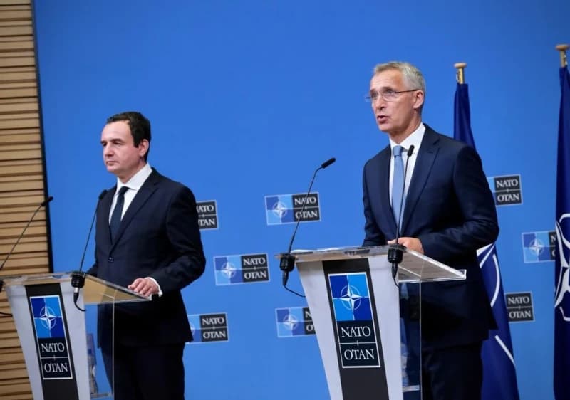 Jens Stoltenberg, Albin Kurti