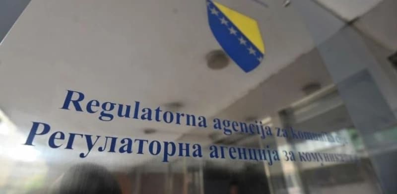 Optužena službenica RAK-a: Krivotvorila potpise i nezakonito podigla više od 67.000 KM sa deviznog računa