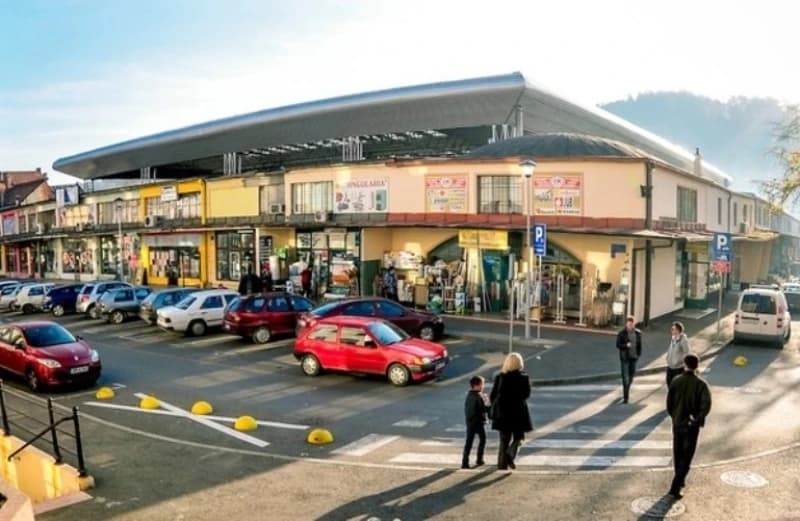 Tržnice-Pijace Tuzla 