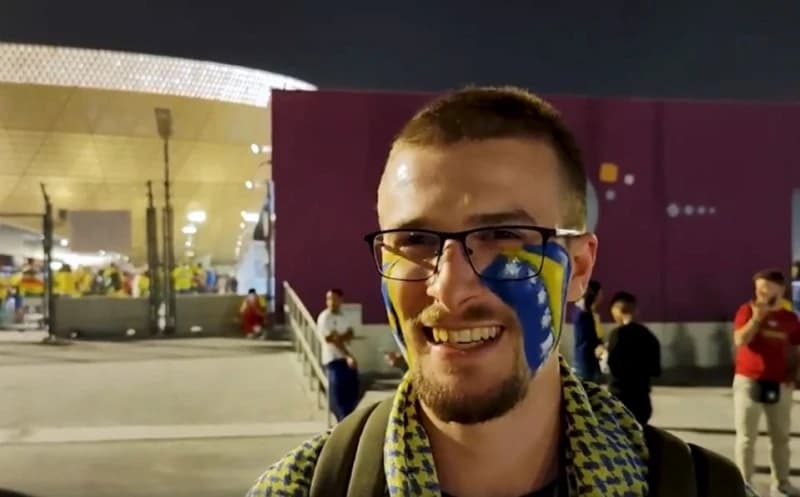 Sarajlija u bojama zastave BiH iskren prema srbijanskim novinarima: Navijat ću za Brazil