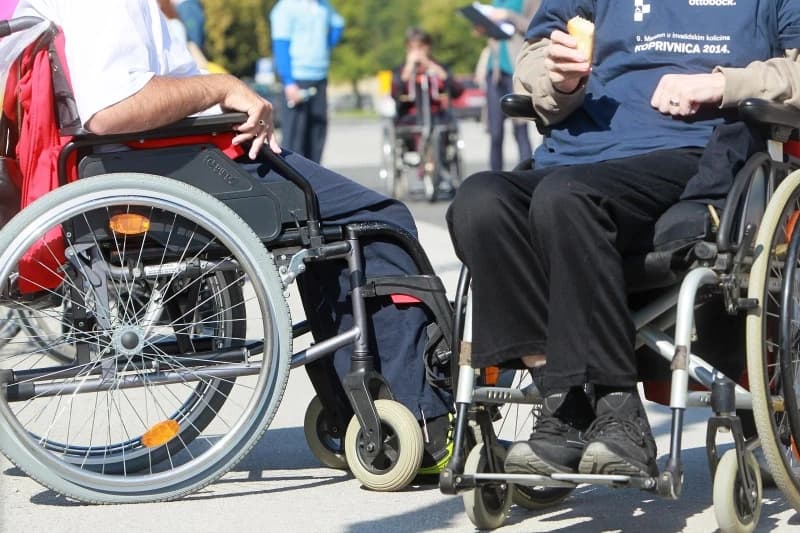 osobe sa invaliditetom