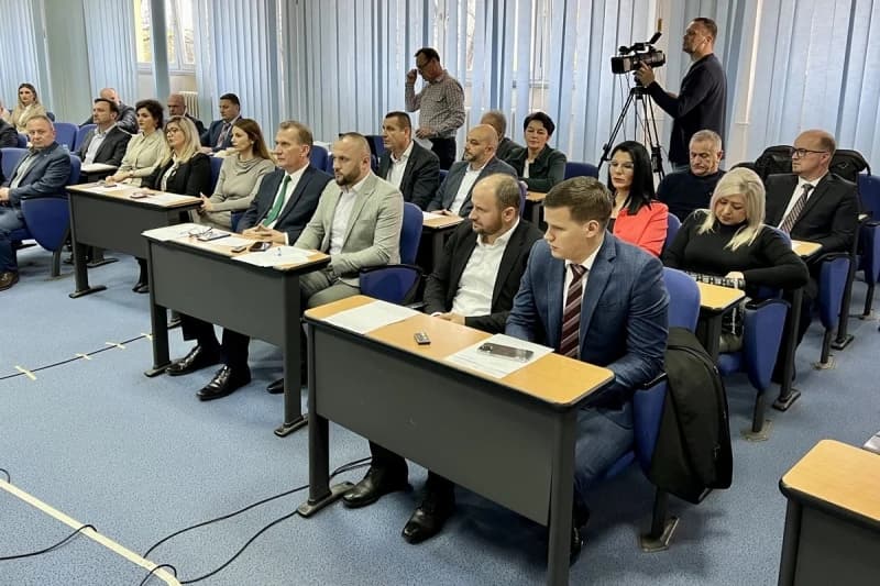 Uputili zahtjev Skupštini TK