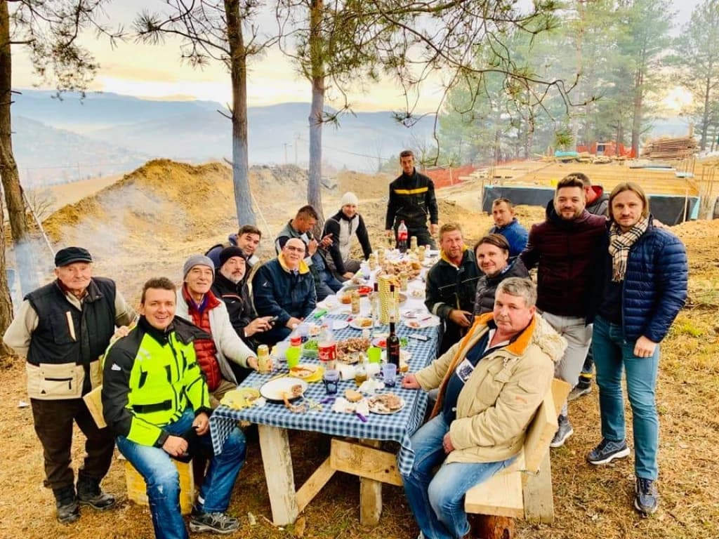 Bolić sa prijateljima na Poljinama