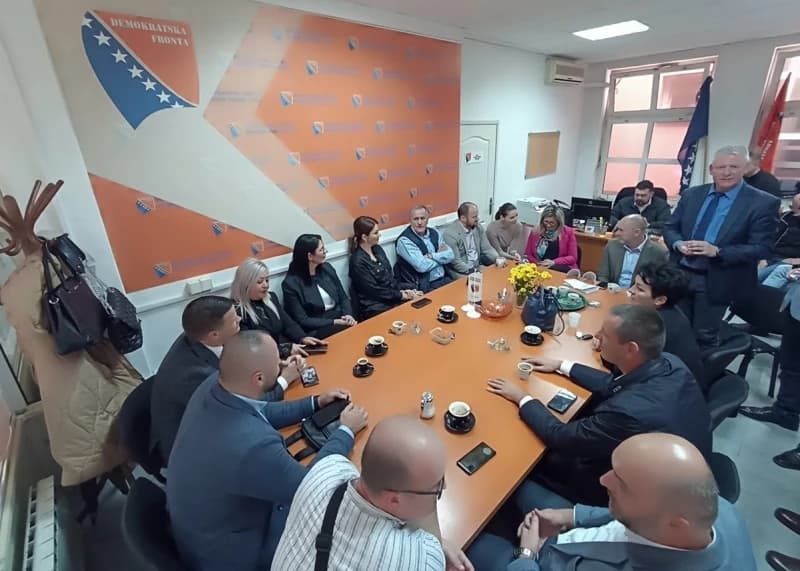 Okosnicu vlasti u TK čine SDA i DF