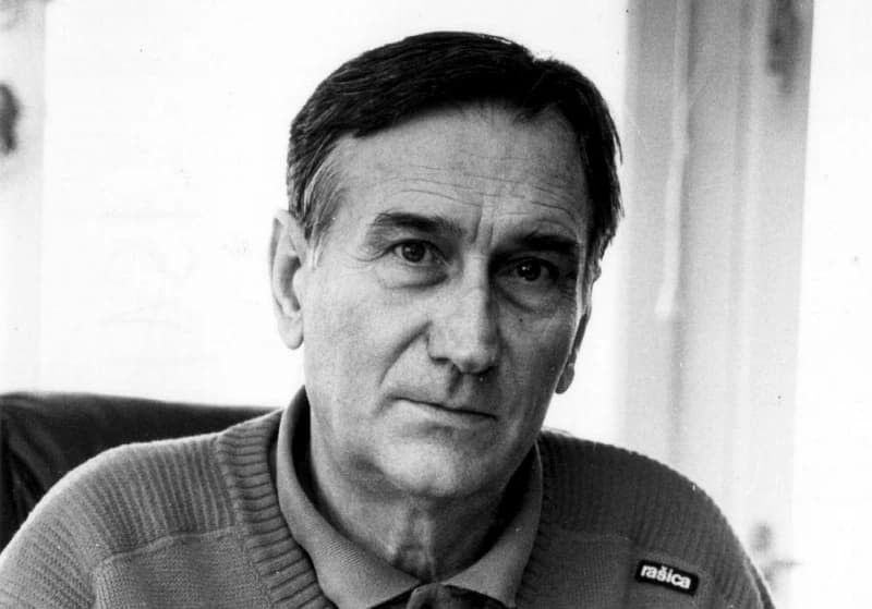 Alija Isaković