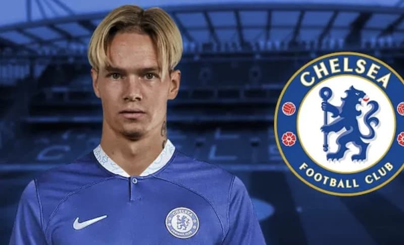 Chelsea dobio bitku protiv Arsenala: Mudrik za 100 miliona eura stigao na Stamford Bridge