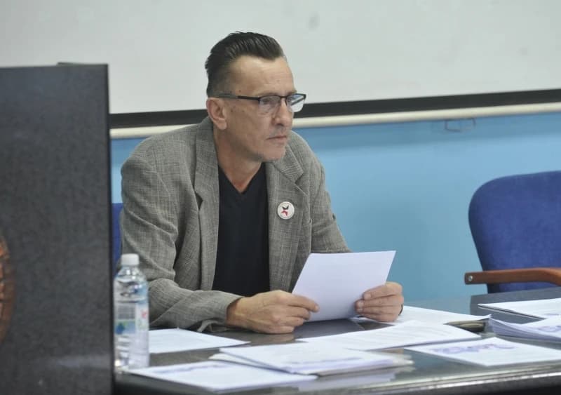 Almir Arnaut Beli