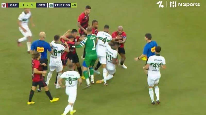 Pogledajte tuču fudbalera na gradskom derbiju u Brazilu