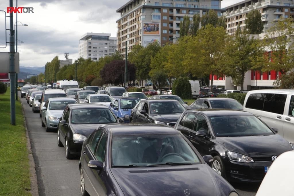 U 2022. godini u Bosni i Hercegovini registrirano 1,18 miliona motornih vozila