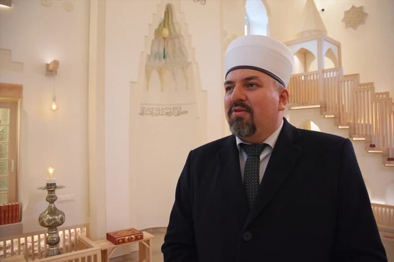 Salih ef. Meštrovac: Iftare smo sveli na restorane, a Bošnjaci su uvijek pravili iftare u svojim kućama