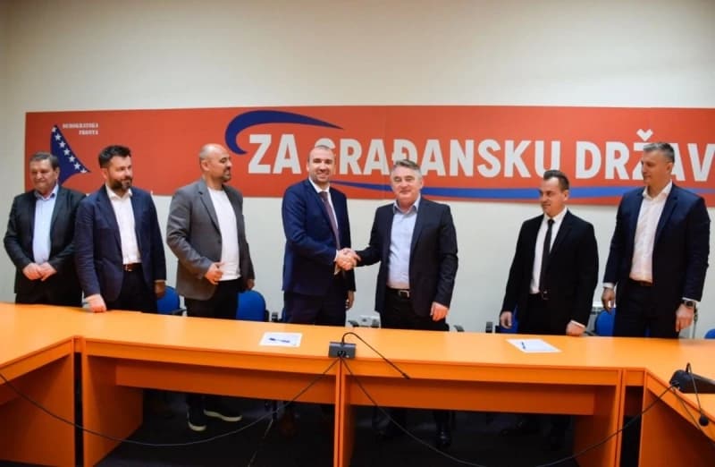 Vedad Deljković i Srđan Simonović u DF-u