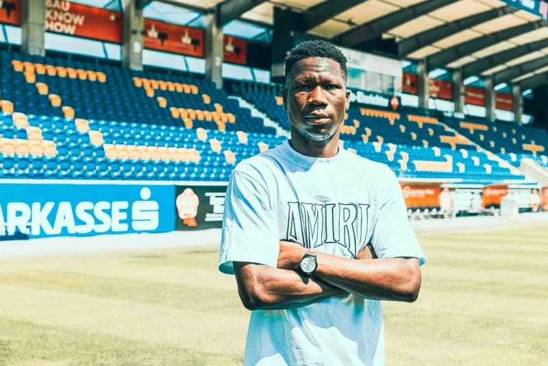 Bundesligaš doveo 20-godišnjeg Kamerunca: "Rođen sa 10 godina, pred penziju imam manje bora"