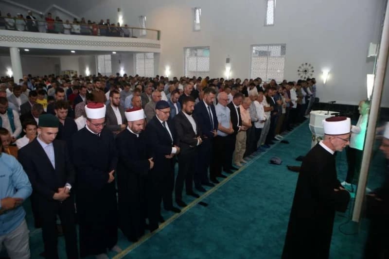 Bajram-namaz u Tuzli