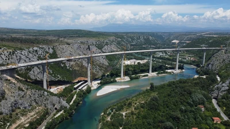 Most Počitelj