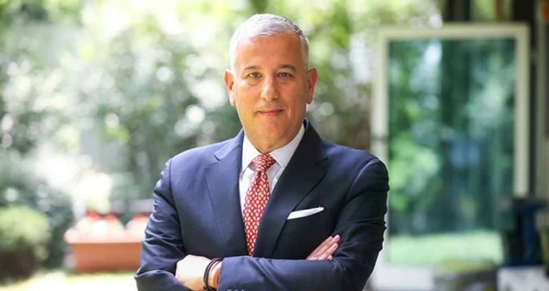 Jonathan Mennuti, supervizor, Brčko Distrikt