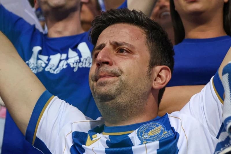 Sve pršti od emocija: Fotografija Željinog navijača postala viralna