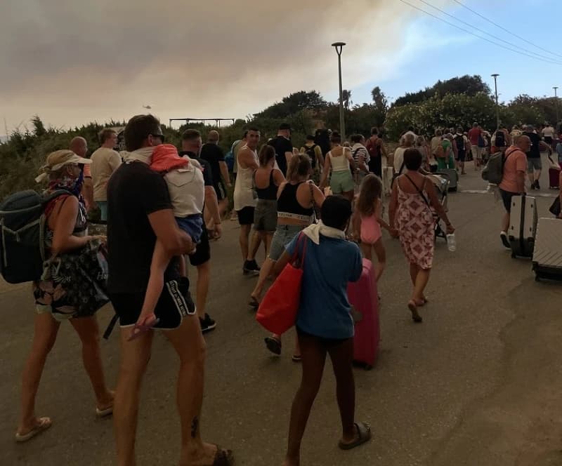 Rodos, požar, evakuacija