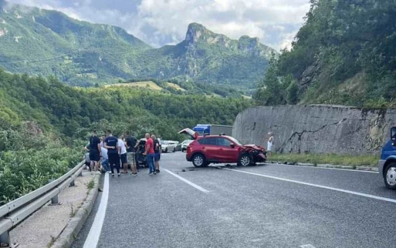 Tri osobe povrijeđene u nesreći kod Konjica