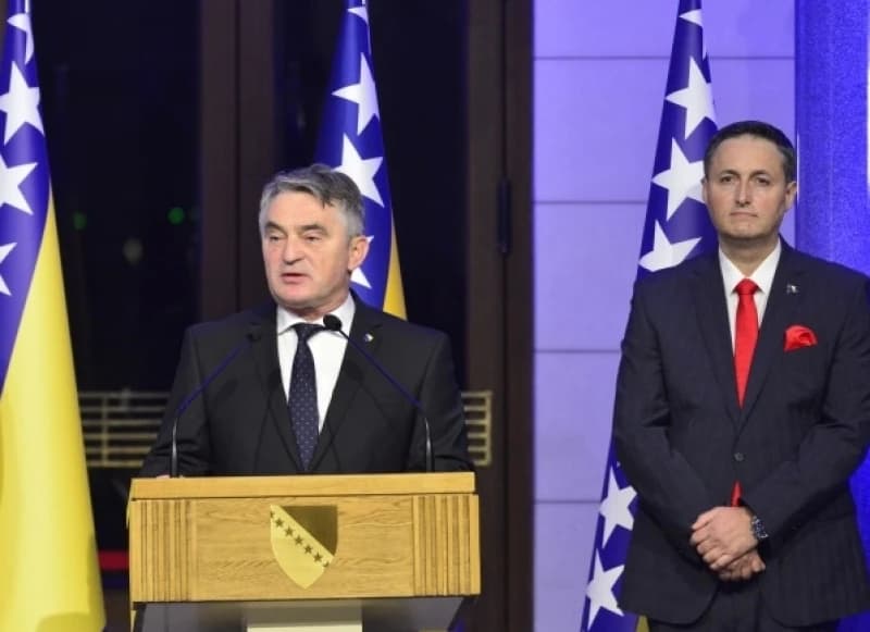 Željko Komšić, Denis Bećirović