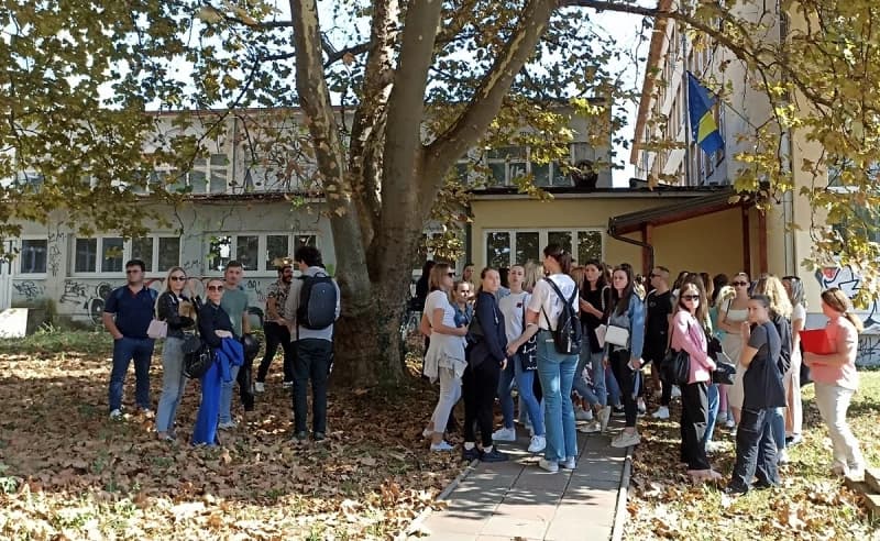 Studenti ispred Ministarstva