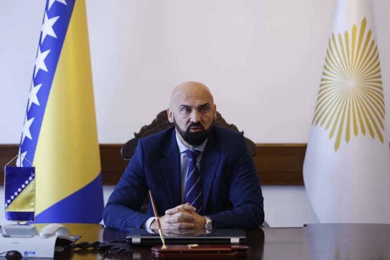 Isak o Dodikovim najavama mirnog razlaza: Milorade, imat ćeš vremena za razmišljanje u državnom zatvoru