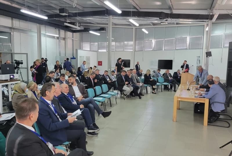 Konferencija o posljedicama genocida nad Bošnjacima u Srebrenici: Ovaj grad mora imati poseban status